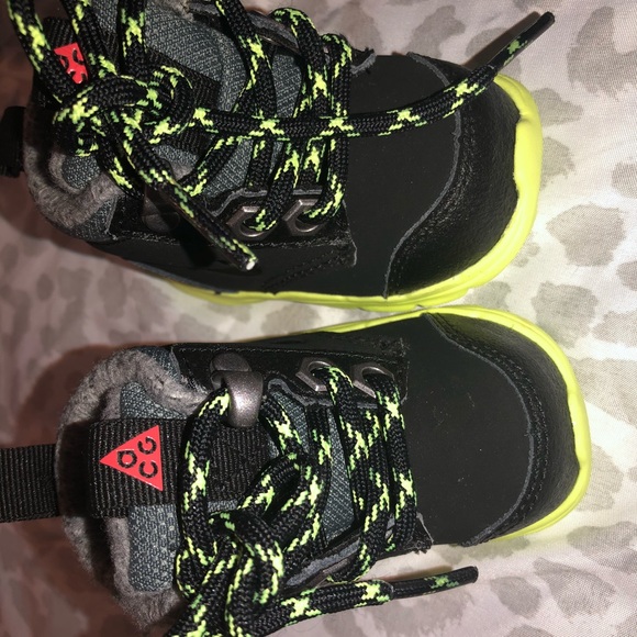 Other - Nike ACG lime green and black 2C